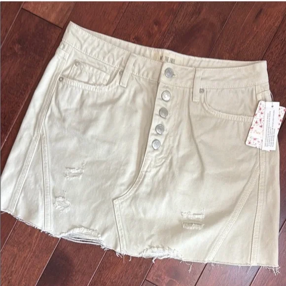 NWT Free People Button Front Distressed Cream/White Denim Skirt - Picture 1 of 6